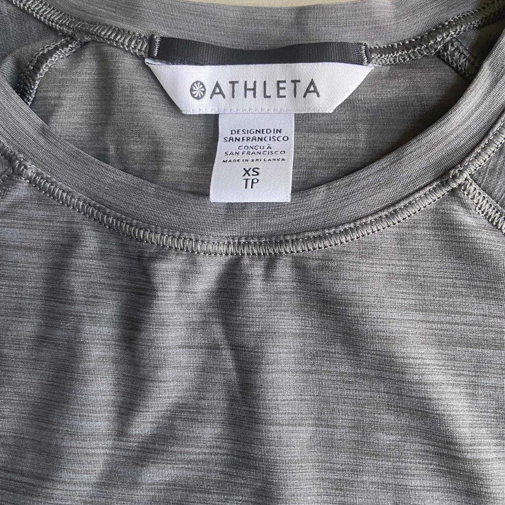 Athleta Ultimate Textured Train Top Grey Heather Sz XS